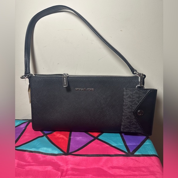 NWT - Michael Kors Pouchette.